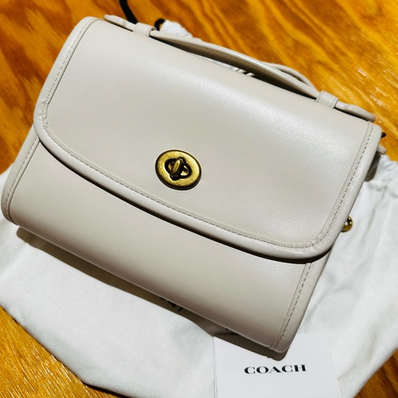 COACH KIP TURNLOCK CROSSBODY - Picture 2 of 11